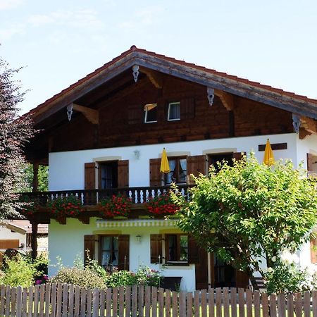 Gaestehaus Gschwendtner - Chiemgau Karte 인젤 외부 사진
