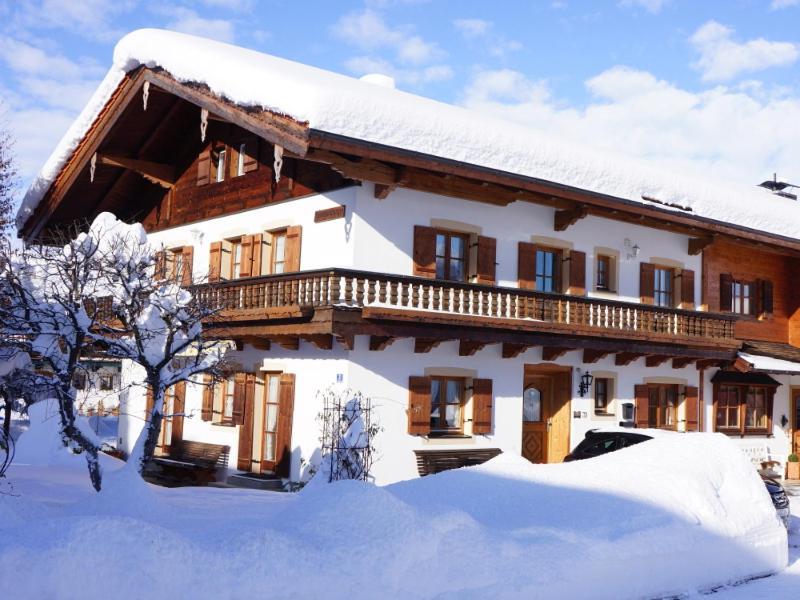 Gaestehaus Gschwendtner - Chiemgau Karte 인젤 외부 사진